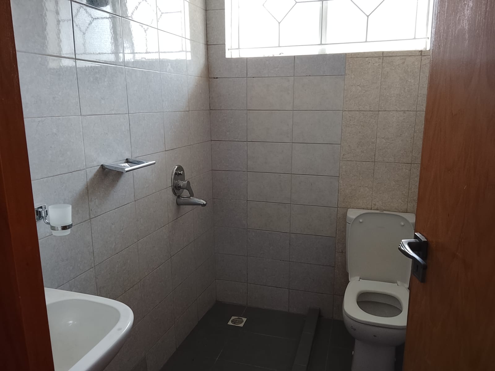 Elegant 4 Bedroom Maisonette with DSQ in Kilimani