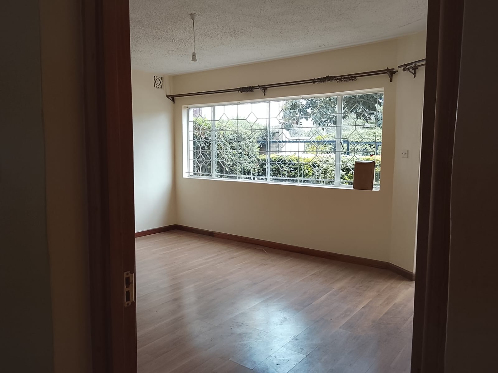Elegant 4 Bedroom Maisonette with DSQ in Kilimani