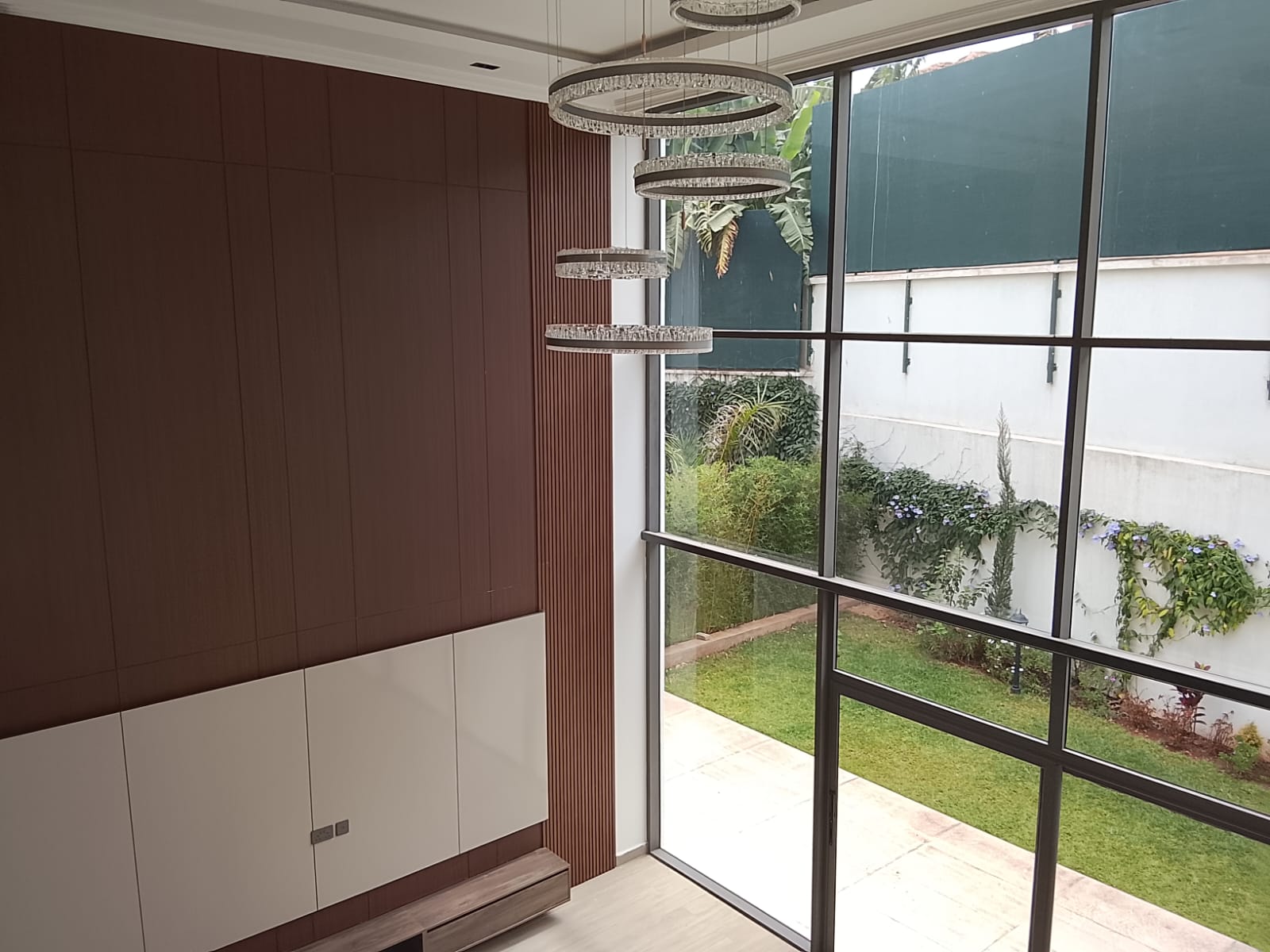Contemporary 5 Bedroom Villa for Rent in Lavington
