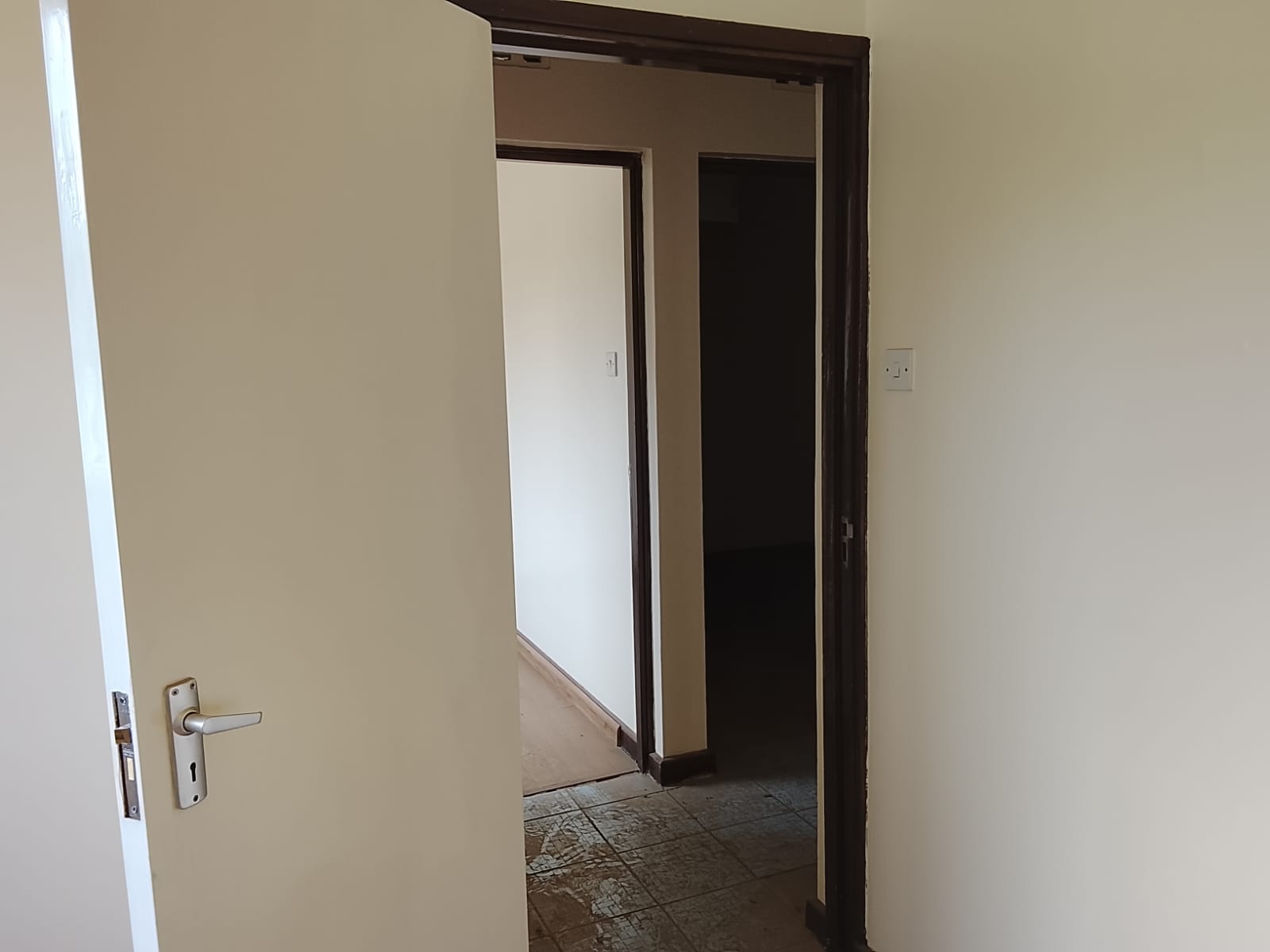 Spacious 3-Bedroom Commercial House for Rent in Lavington