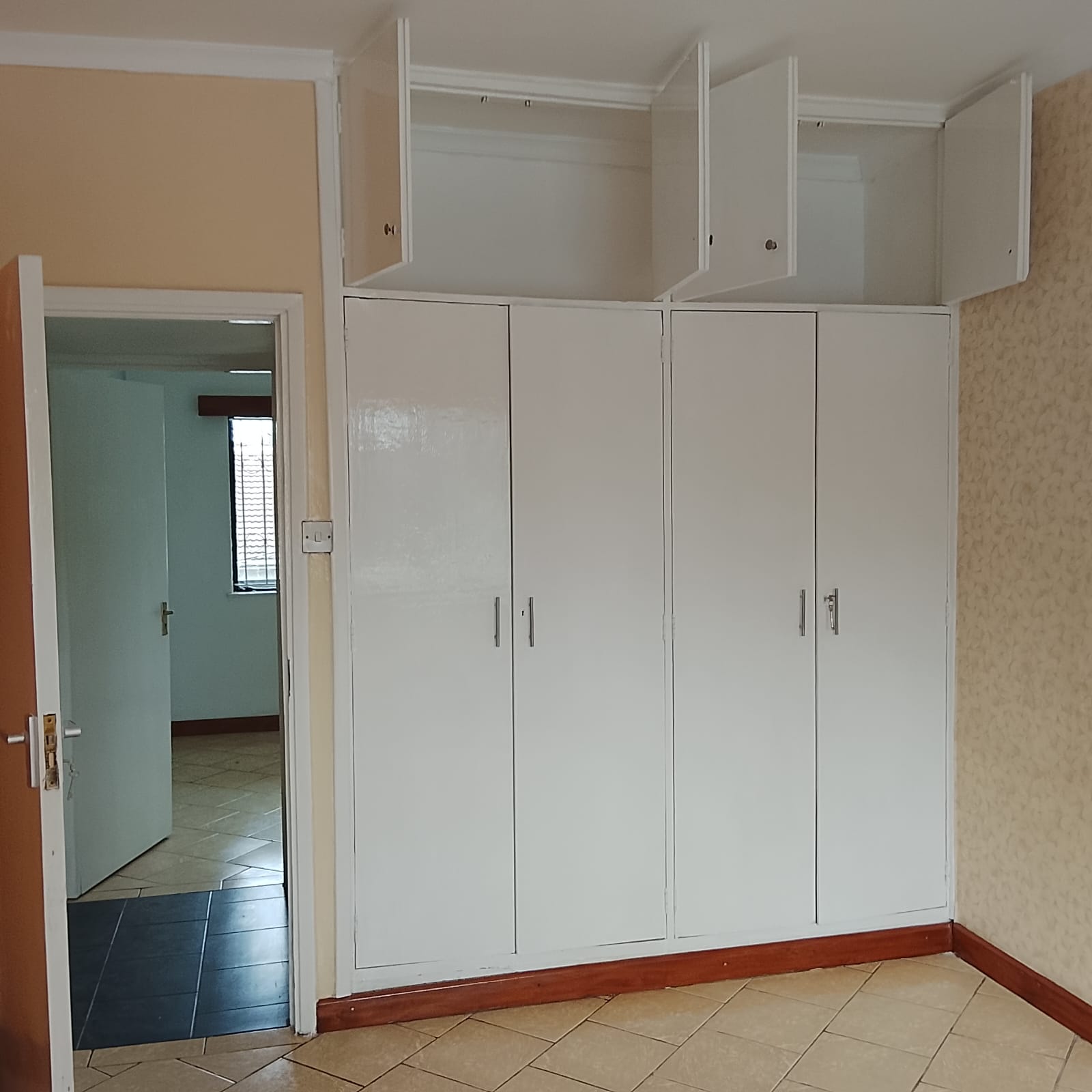 Beautifully Designed 3 Bedroom Villa with DSQ for Rent in Riara Road