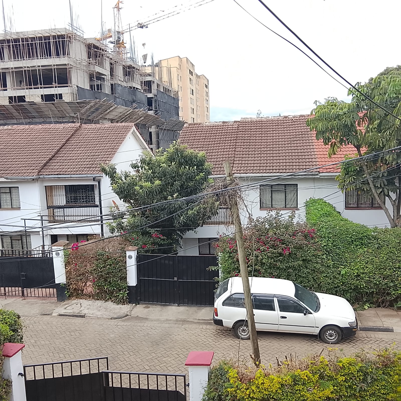 Beautifully Designed 3 Bedroom Villa with DSQ for Rent in Riara Road