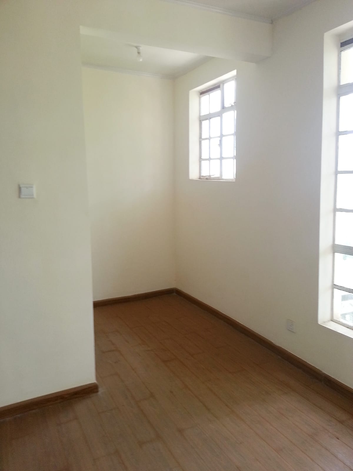 ELEGANT 2 BEDROOM APARTMENT FOR SALE _ JACARANDA GARDENS.