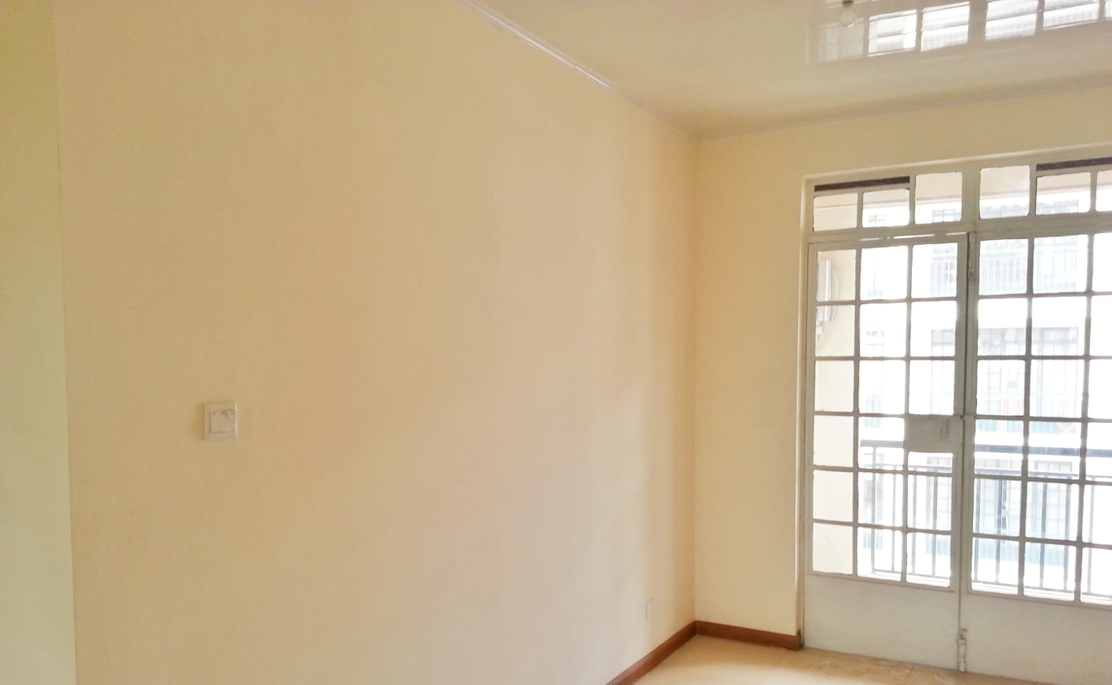 ELEGANT 2 BEDROOM APARTMENT FOR SALE _ JACARANDA GARDENS.