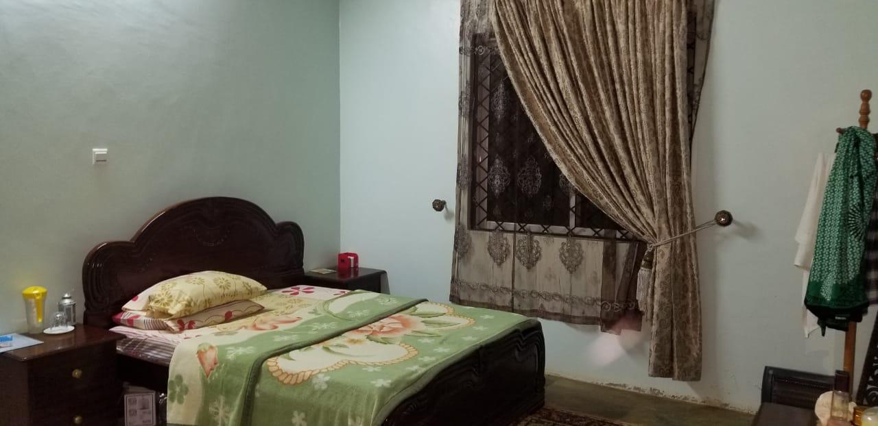 4 BEDROOM  SPACIOUS ENSUIT.