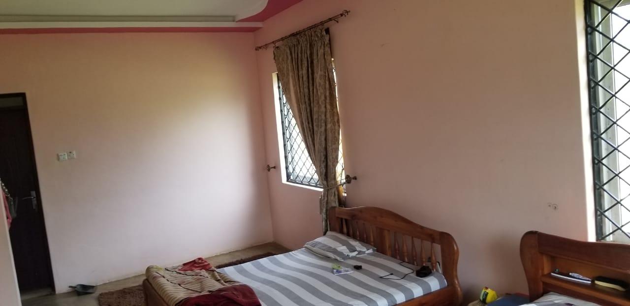 4 BEDROOM  SPACIOUS ENSUIT.