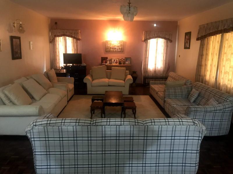 EXQUISITE 5 BEDROOM HOUSE.  AND TWO 3 BEDROOM GUEST HOUSE FOR SALE IN RIDGEWAYS.