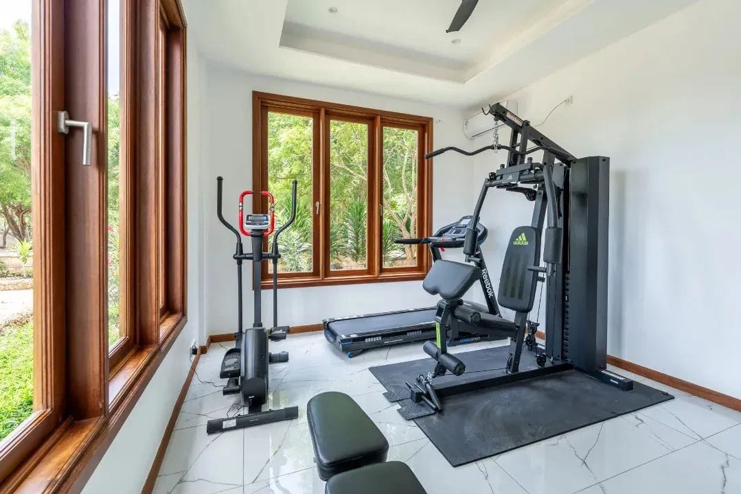 Discover over 30  stunning options  holiday villas available for August Gate aways. in Diani.