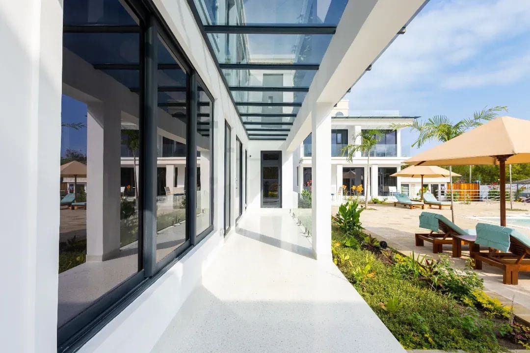 Discover over 30  stunning options  holiday villas available for August Gate aways. in Diani.