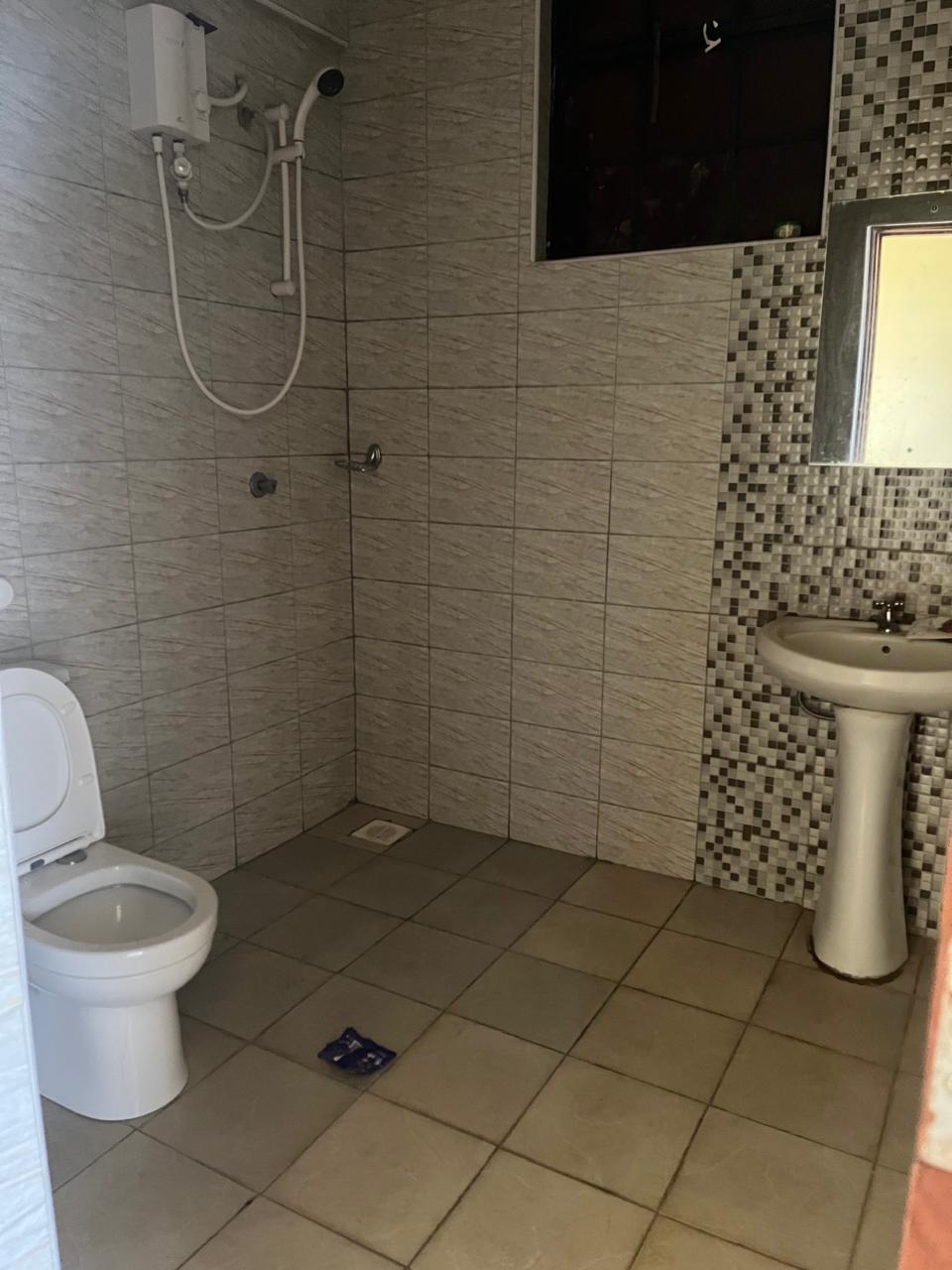 Secure Comfortable 1-Bedroom Apartment