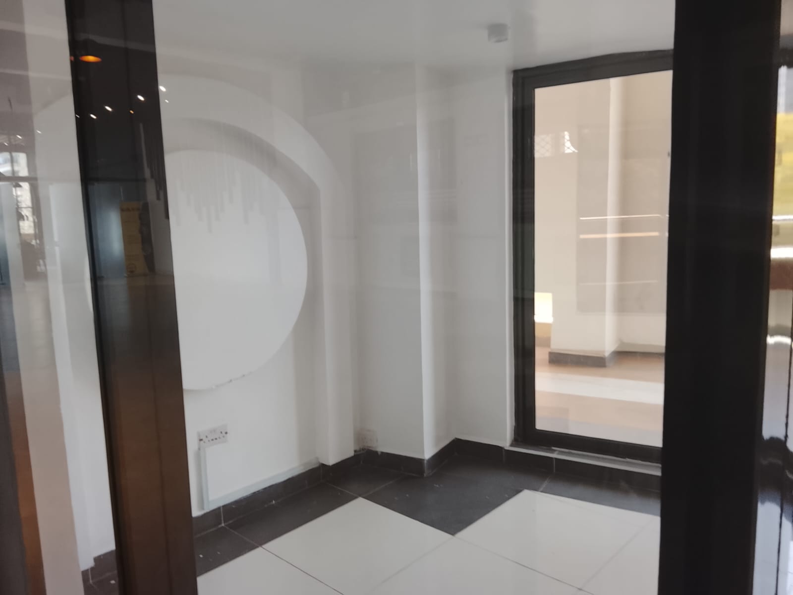 Contemporary 350 SQFT Shop Space for Rent in Hurlingham