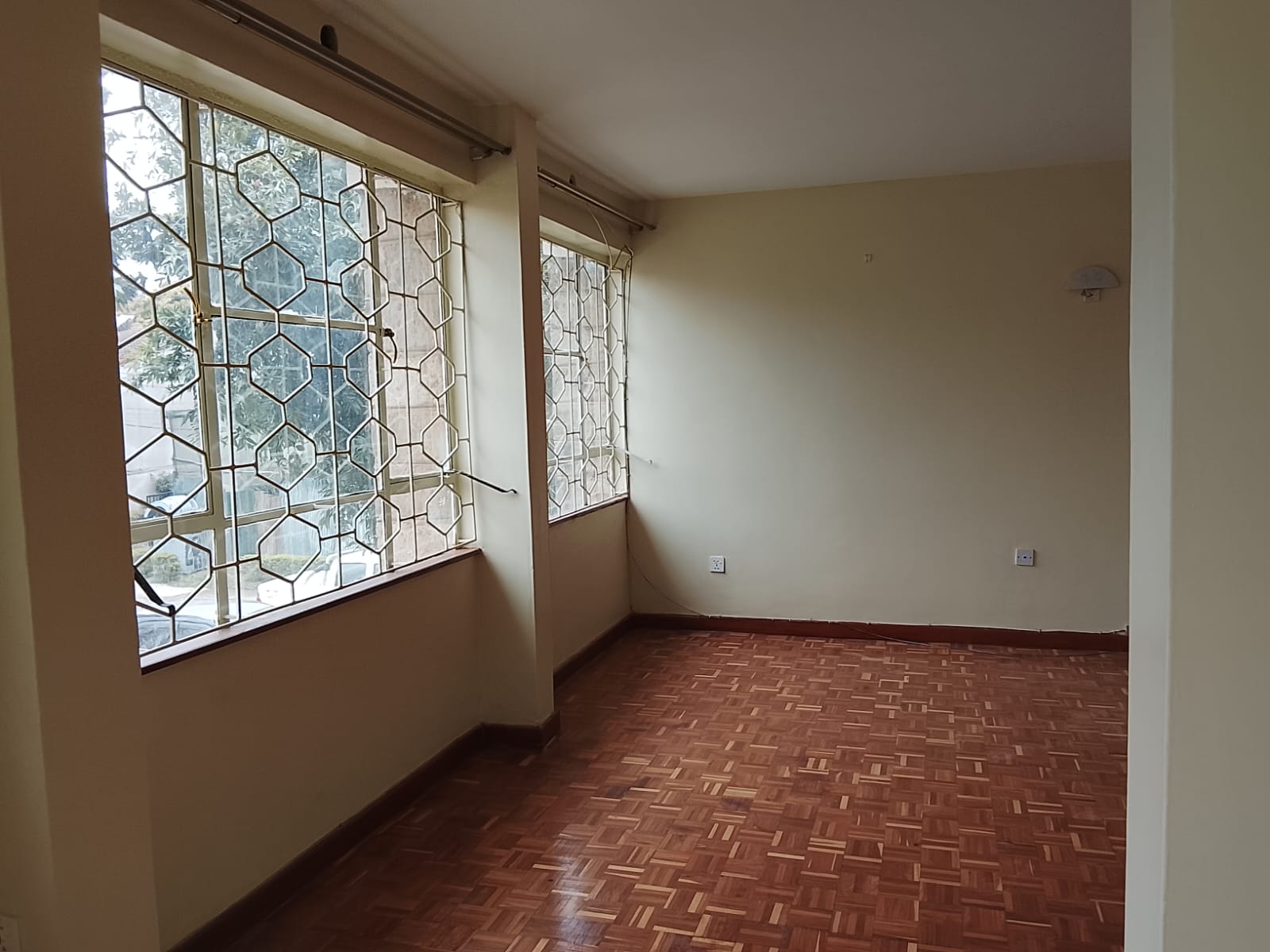 Elegant 2 Bedroom Ground-Floor Apartment for Rent in Hurlingham
