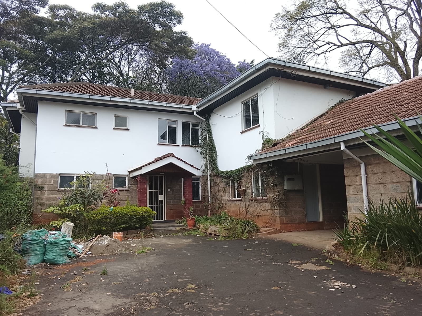 Ultra Modern 5 Bedroom Stand-Alone House with DSQ for Rent in Lavington