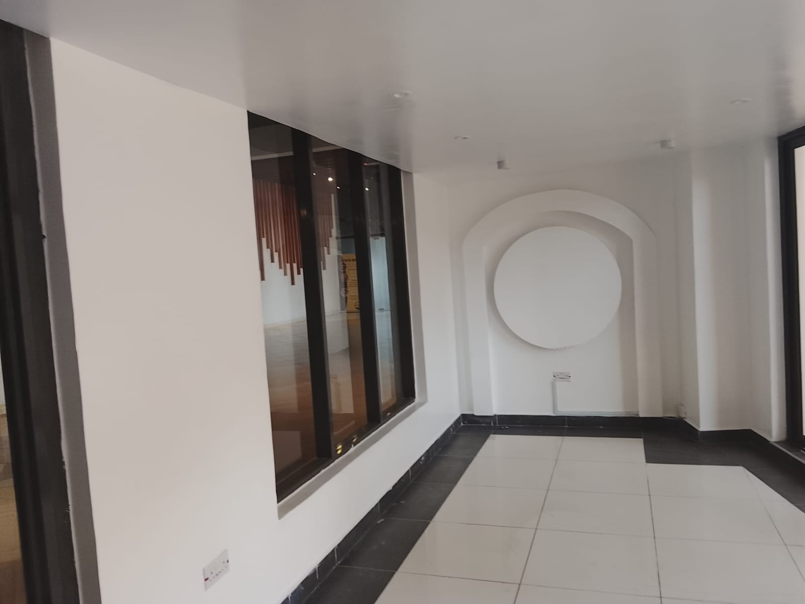Contemporary 350 SQFT Shop Space for Rent in Hurlingham