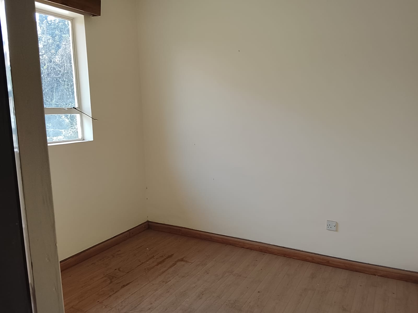 Spacious 3-Bedroom Commercial House for Rent in Lavington
