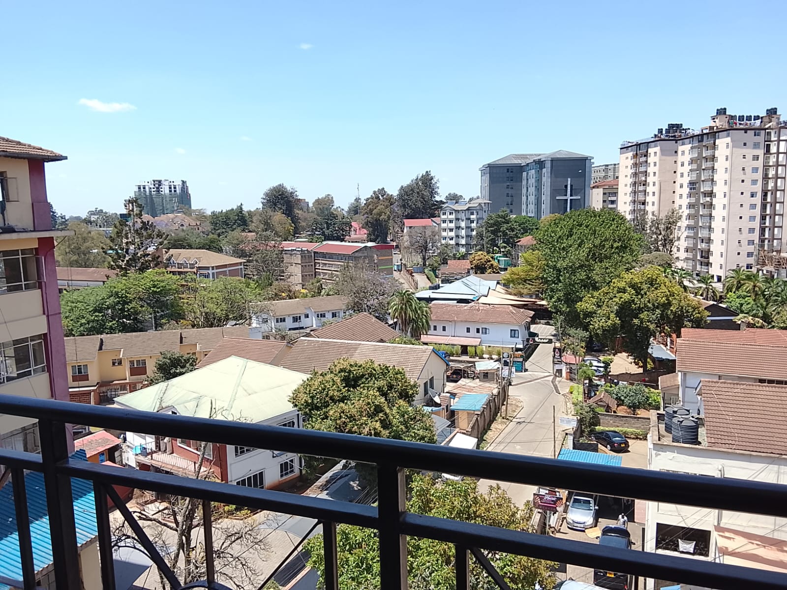 Prestigious 1,116 SQFT Office for Rent in Hurlingham