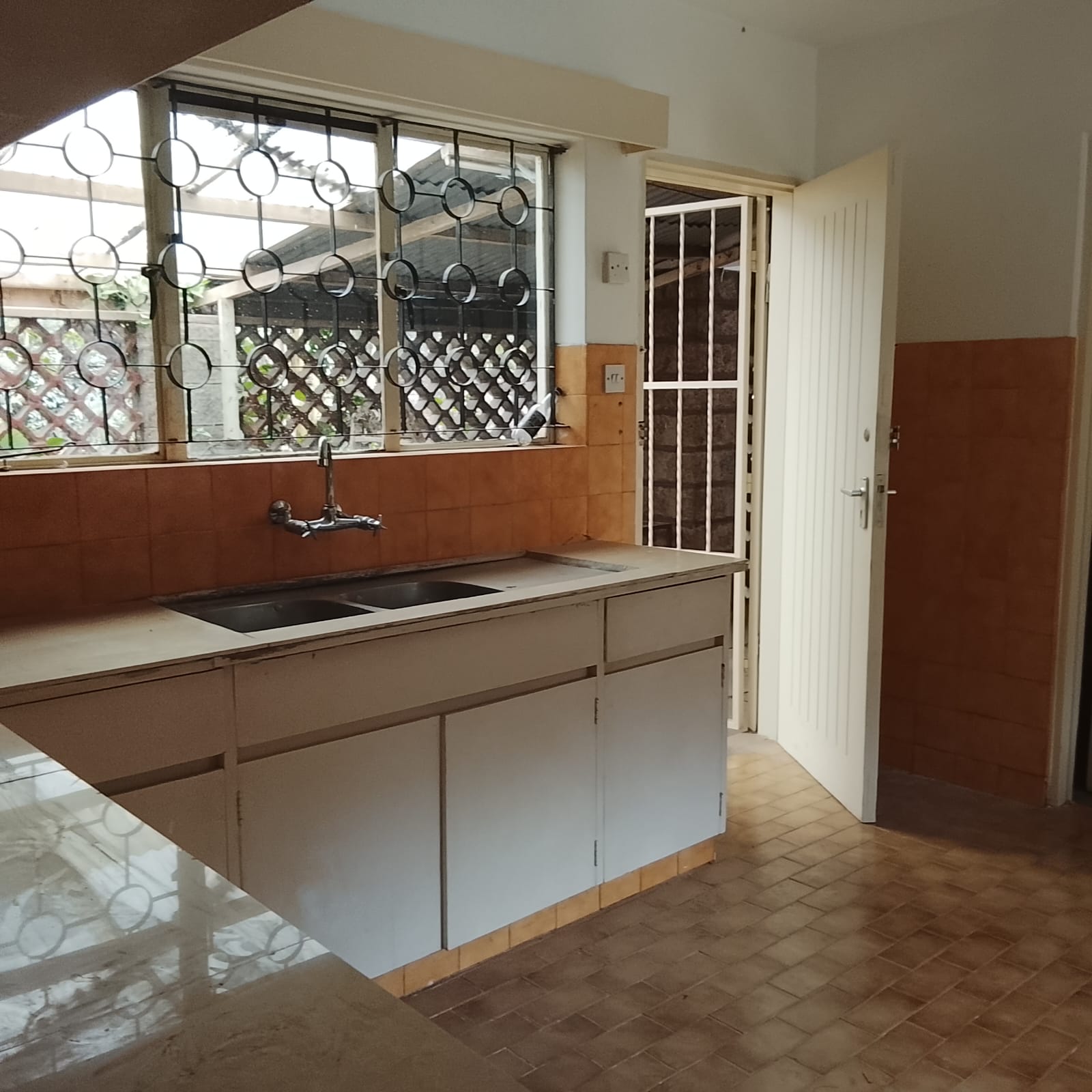 Ultra Modern 5 Bedroom Stand-Alone House with DSQ for Rent in Lavington