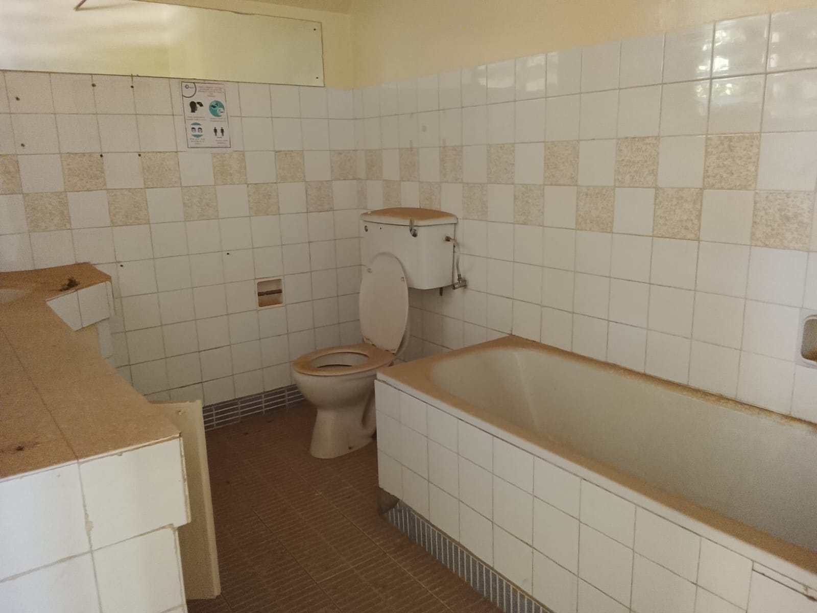 Spacious 3-Bedroom Commercial House for Rent in Lavington