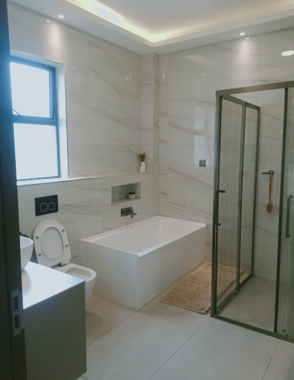 Refined Urban Lifestyle in 3 Bedroom Apartment with DSQ  in Parklands