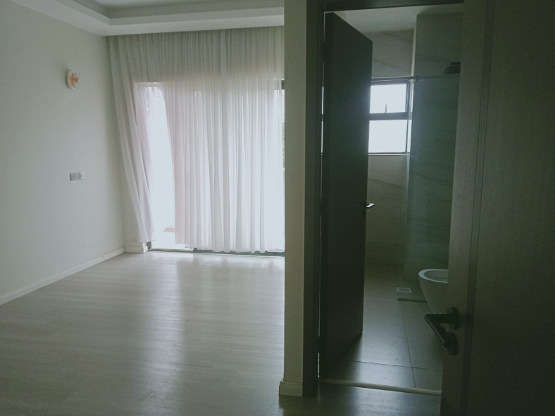 Modern Executive 4 Bedroom Apartment in Parklands