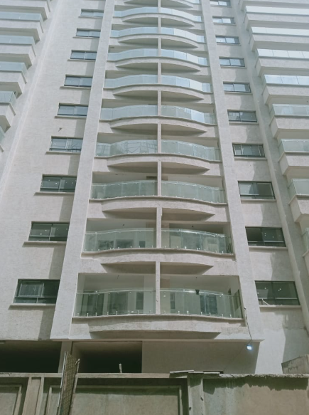 Family Friendly 3 Bedroom Apartment with DSQ in Parklands