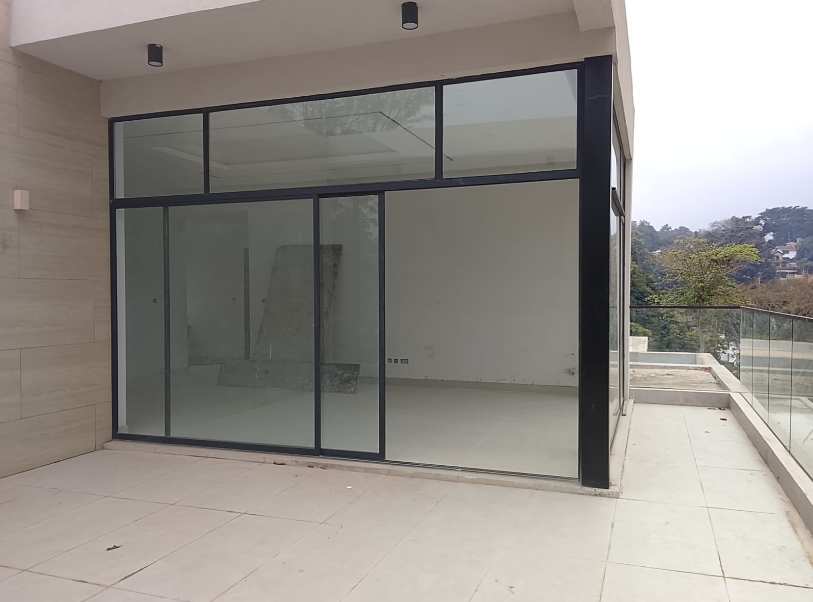 Grand 9 Bedroom Villa in Lavington, Apple Cross Road.