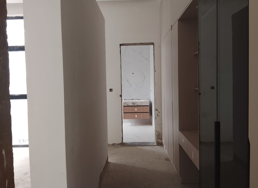Grand 9 Bedroom Villa in Lavington, Apple Cross Road.