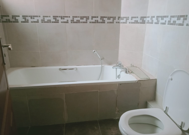 Spacious 3 Bedroom All Ensuite Apartments with DSQ in Riverside.