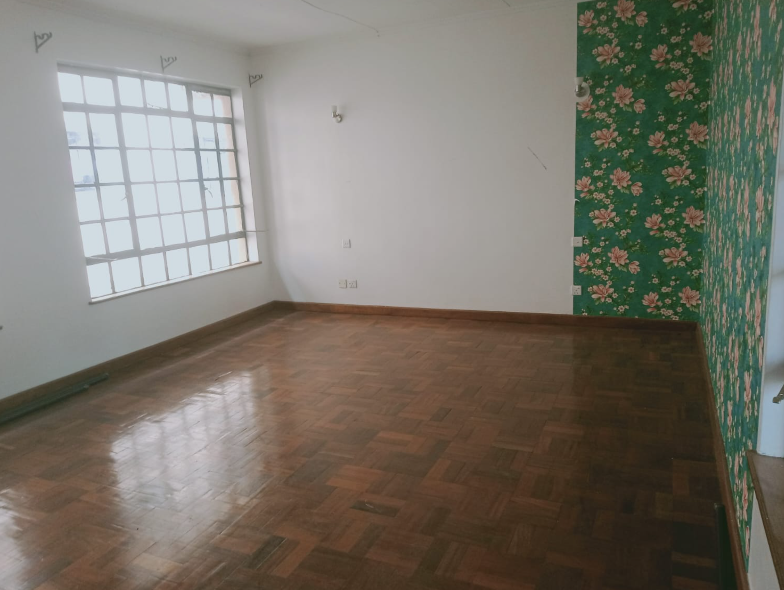 Spacious 3 Bedroom All Ensuite Apartments with DSQ in Riverside.