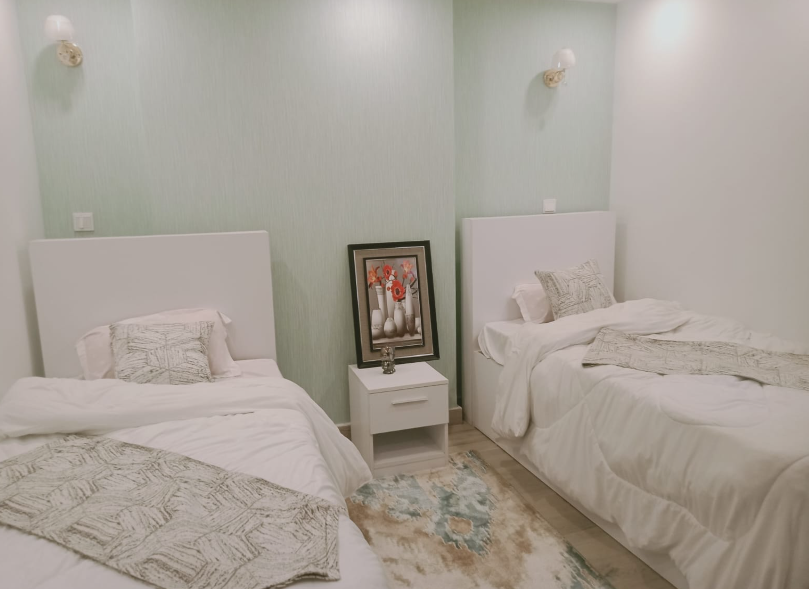 Spacious 1 Bedroom Apartments in Riverside Drive.