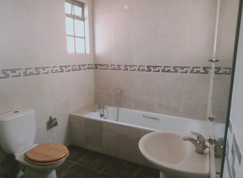 Simply Exceptional 4 Bedroom Duplex Apartments in Riverside