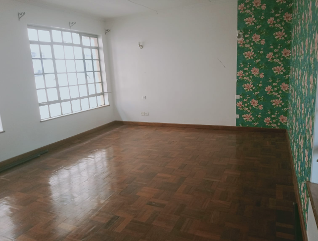 Simply Exceptional 3 Bedroom Duplex Apartments in Riverside