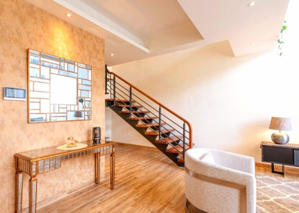 Simply Exceptional 4 Bedroom Duplex Apartments in Riverside