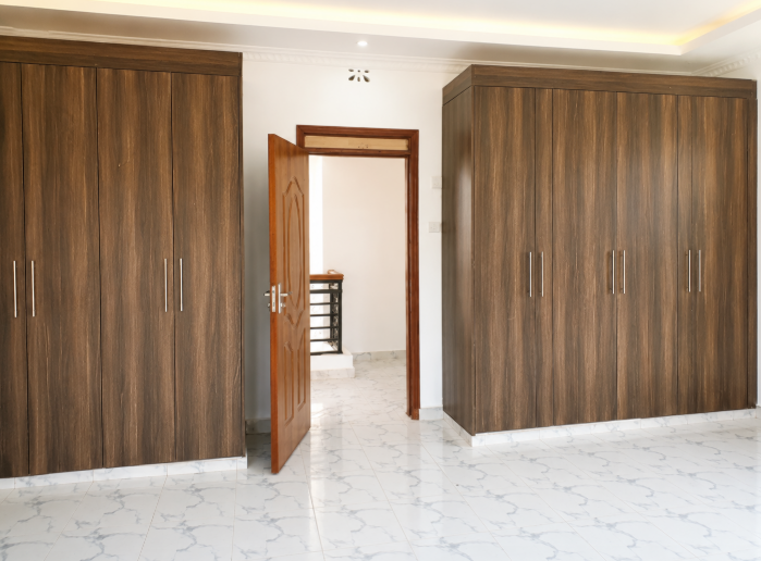 Contemporary 5 Bedroom Maisonette with DSQ in Ongata Rongai, Oloika Kamura Matasia Road