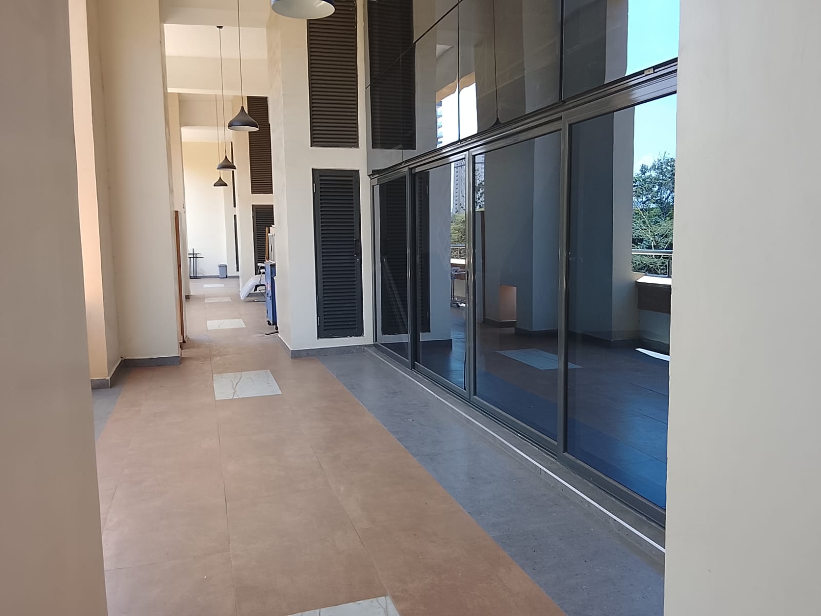 Contemporary 350 SQFT Shop Space for Rent in Hurlingham